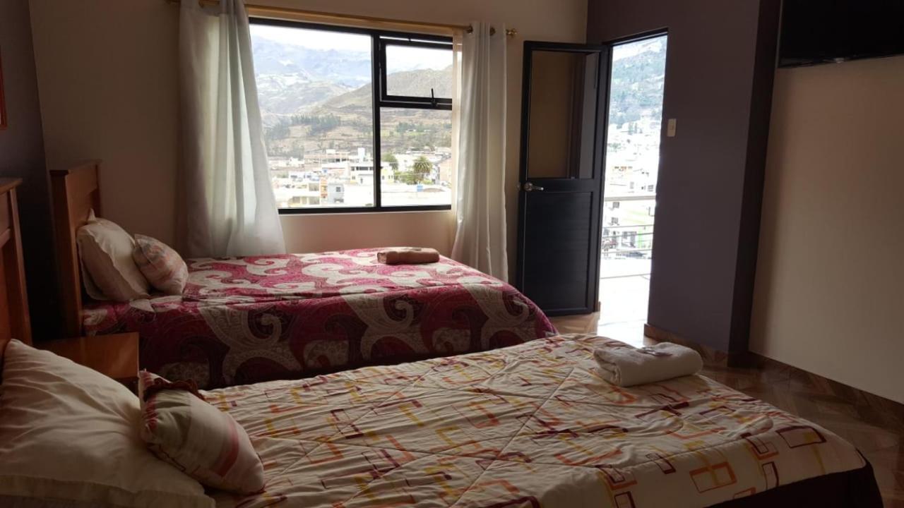 Hostal Resto - Bar "El Penon" Alausí المظهر الخارجي الصورة