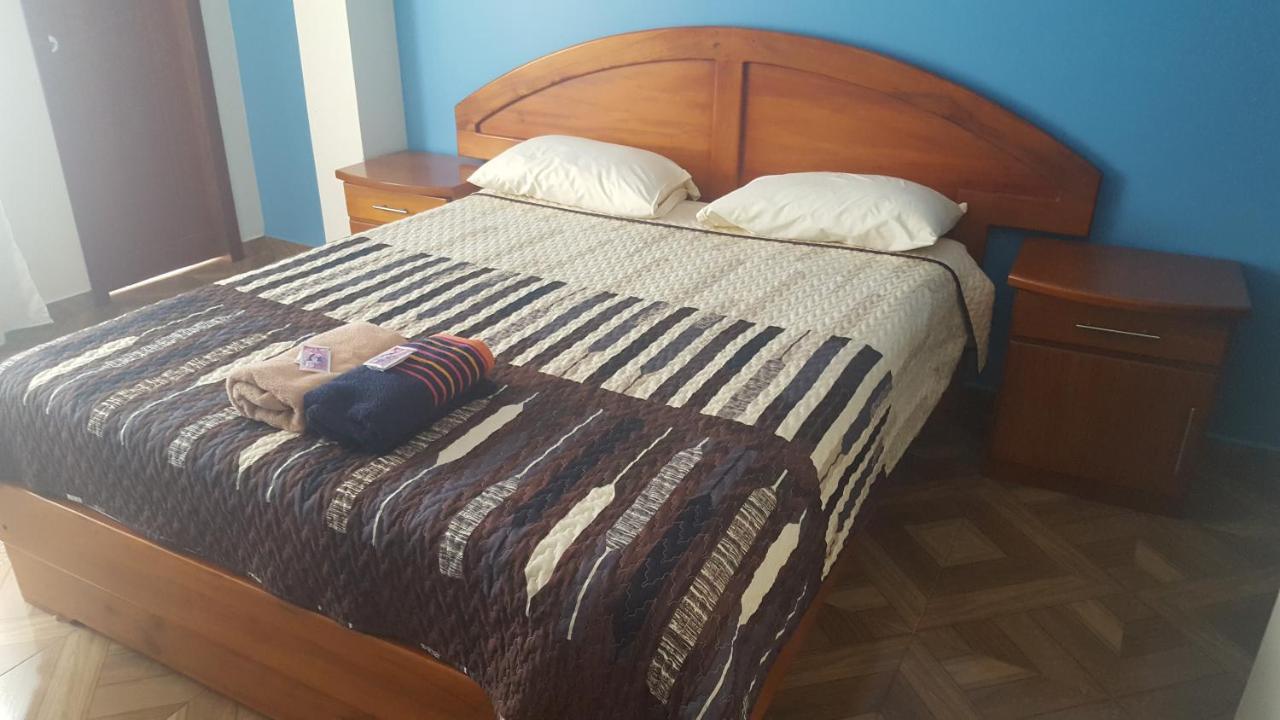 Hostal Resto - Bar "El Penon" Alausí المظهر الخارجي الصورة