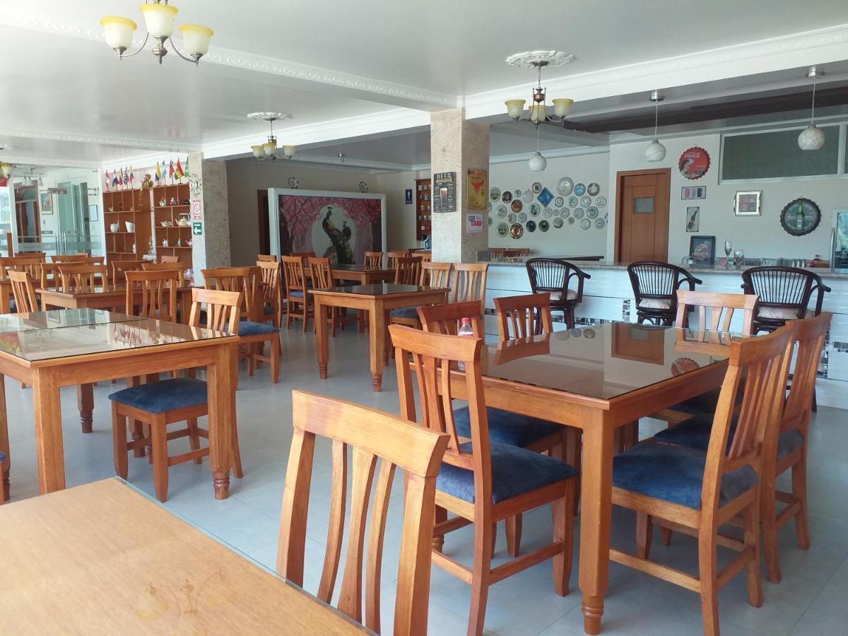 Hostal Resto - Bar "El Penon" Alausí المظهر الخارجي الصورة
