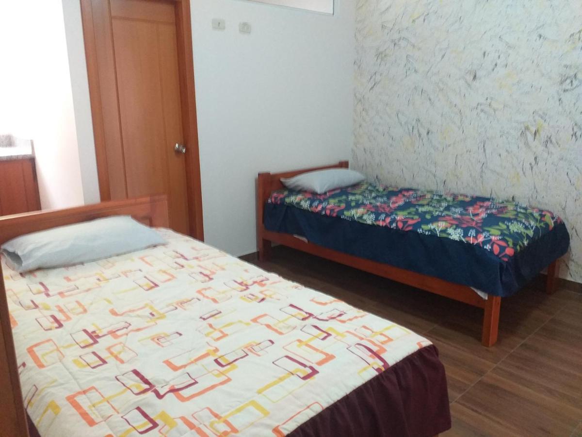 Hostal Resto - Bar "El Penon" Alausí المظهر الخارجي الصورة