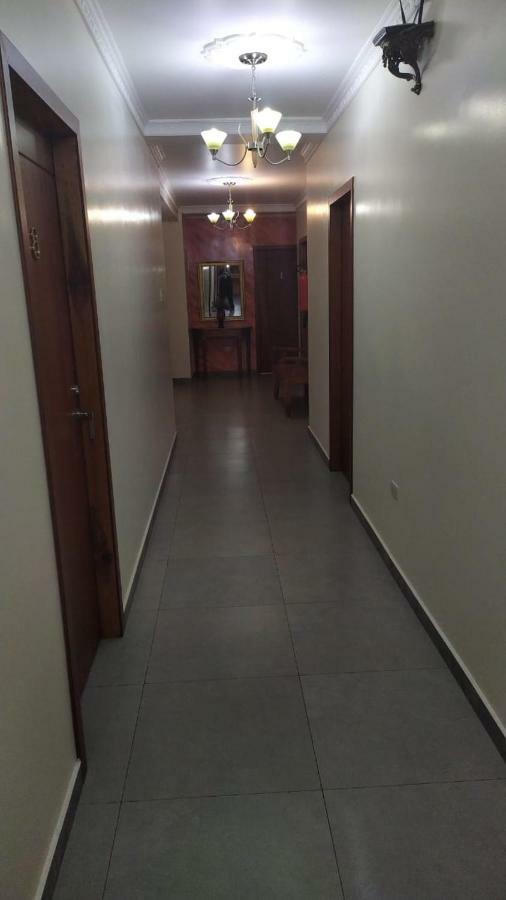 Hostal Resto - Bar "El Penon" Alausí المظهر الخارجي الصورة