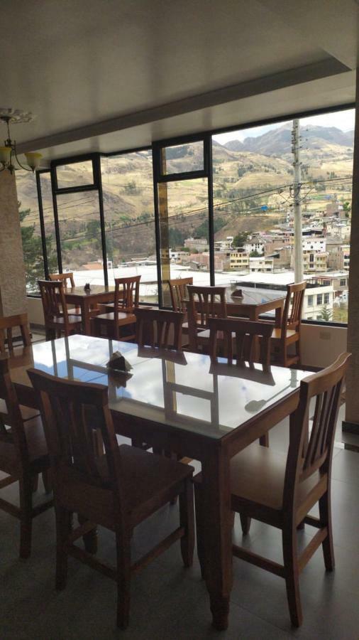 Hostal Resto - Bar "El Penon" Alausí المظهر الخارجي الصورة